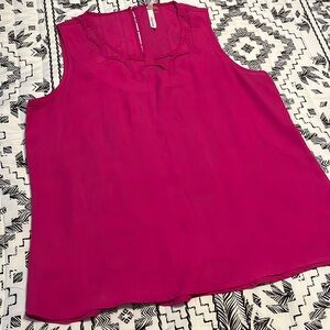 Collection Sleeveless Top Blouse Size L in Fuchsia